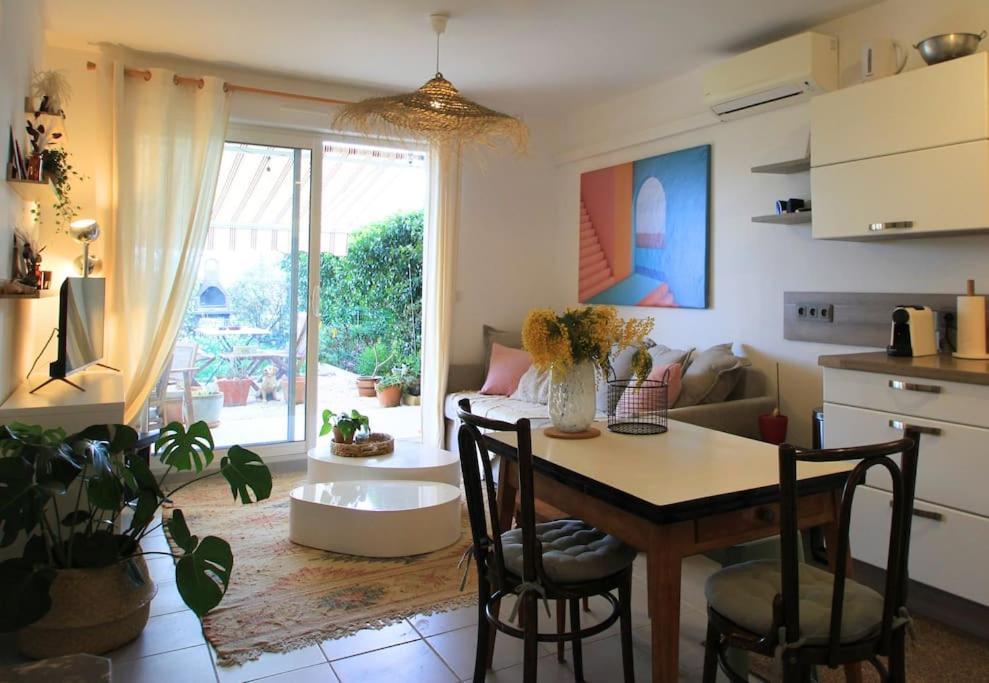 Cosy Appartement Entre Vignes Et Garrigue Avec Piscine Péret Exteriör bild