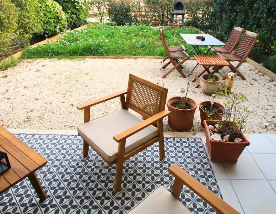 Cosy Appartement Entre Vignes Et Garrigue Avec Piscine Péret Exteriör bild